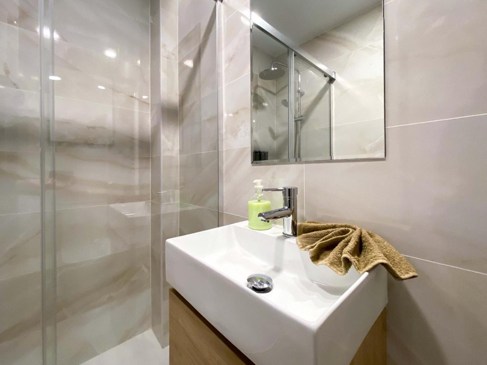 Appartement Refugio 2Br Y 2Ba Azca/Bernabeu à Madrid Extérieur photo