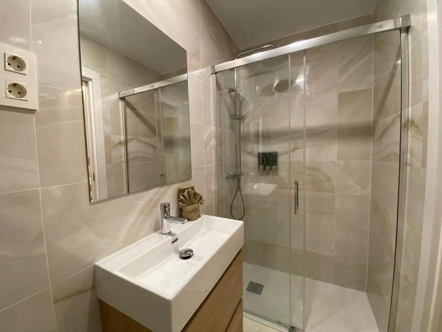 Appartement Refugio 2Br Y 2Ba Azca/Bernabeu à Madrid Extérieur photo